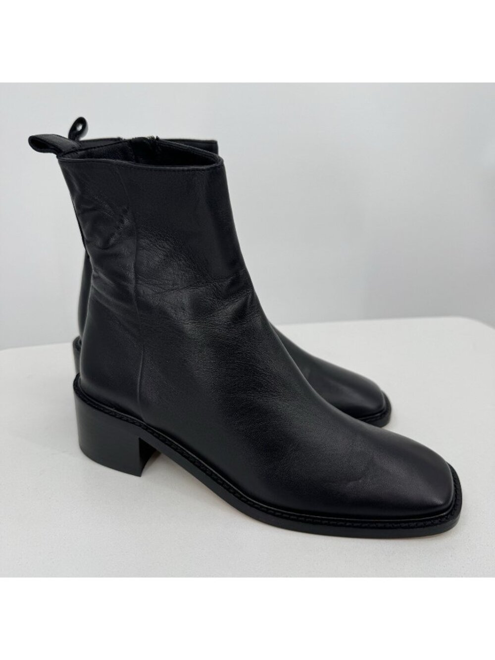 Everlane The City Boot in Black Leather sz 7 Women's Side Zip Block Heel Ankle